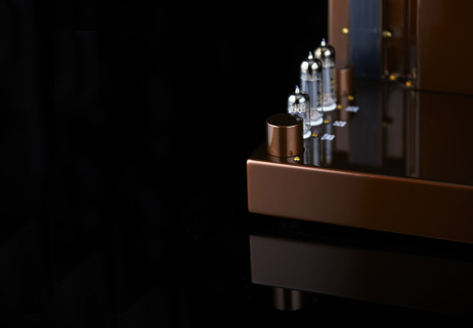Stereo 21C Bronze AP014670