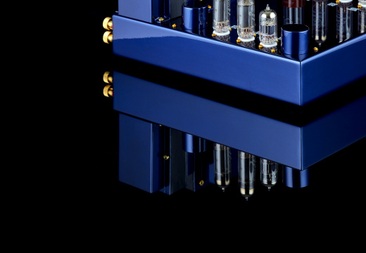 English Accoustics 021c Navarra Blue 2884 small